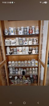 Lots of beer mugs in Alamogordo, New Mexico