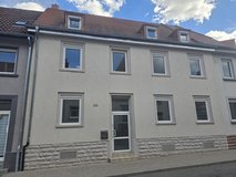 Spacious 4-BR townhouse near Volkspark — 10 min walk to downtown Kaiserslautern in Ramstein, Germany