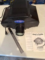 Prism image projector by Artograph in Naperville, Illinois