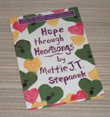 Vintage 2002 Hope Through Heartsongs Hard Cover Book in Oswego, Illinois