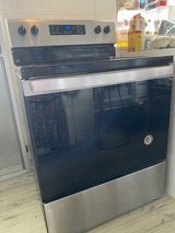 Whirlpool electric oven in Okinawa, Japan