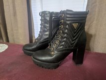 Guess boots in Alamogordo, New Mexico