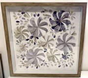 Shadow Box 3D lg Wall Art  Pinwheel Flowers - 21.5 x 21.5" *EUC* in Bolingbrook, Illinois