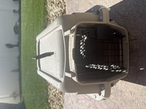 Pet carrier in Fort Carson, Colorado