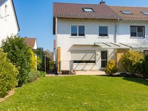 Modernized & Spacious End-of-Terrace House with Private Garden in Mainz – Ideal for Couples & Sm... in Wiesbaden, GE