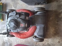 Non Working Lawn Mower in Kingwood, Texas