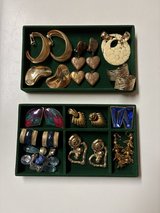 1980’s Clip earrings 12 pair in Perry, Georgia