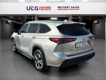 2022 Toyota Highlander XLE in Ramstein, Germany