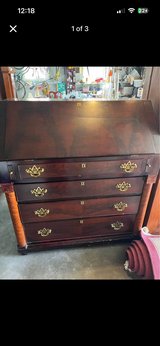 Antique Desk in Yorkville, Illinois