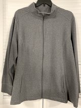 Woman's Plus 4X (26W-28W) Danskin Now gray full zip Activewear Jacket *EUC* in Chicago, Illinois