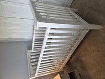 POTTERY BARN CRIB AND SEALY NEWER MATTRESS in Naperville, Illinois