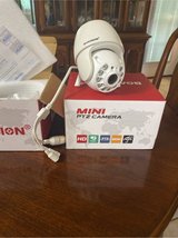 2 camera new in Fort Polk, Louisiana