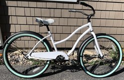 Huffy Women's Cruiser Bicycle - Ready to Ride Bike - 26" Tires - Beauty! in Westmont, Illinois