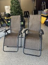 Two Gravity Chairs/Chaises in very good condition in Houston, Texas
