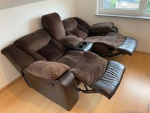 RECLINER LOVESEAT – VERY COMFORTABLE in Stuttgart, GE