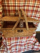 Picnic Basket (lined) in Warner Robins, Georgia