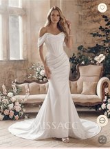 Wedding Dress NWT in Houston, Texas