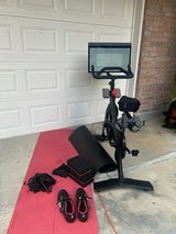 Full Peloton excersize machine in Spring, Texas