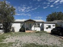 2Beds, 1Bath Home For Rent in Alamogordo, New Mexico