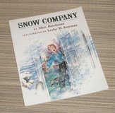 Vintage 2002 Snow Company Picture Book in Morris, Illinois