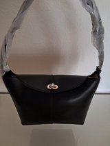 Black Cortefiel handbag in Stuttgart, GE