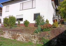 MAKE ACCOMMODATION GREAT AGAIN! Pet-friendly, spacious single family house with big fenced garden in Baumholder, GE