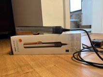 Dyson Airstrait – Excellent Condition in Ramstein, Germany