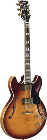 Yamaha SA-2200 Electric Guitar + BOSS Katana Amp – Complete Package – LIKE NEW! in Okinawa, Japan