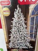 Flocked Birmingham Fir Christmas Tree 7.5’ in Alamogordo, New Mexico