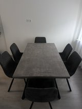 Dining Table + 6 Chairs in Stuttgart, GE