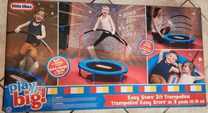 Kids Trampoline - New in Box - Giftable condition in Houston, Texas