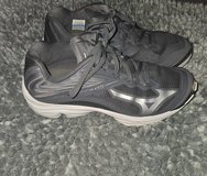 Mizuno volleyball shoes in Clarksville, Tennessee