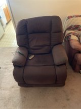 Remote Control Reclining Chair in Alamogordo, New Mexico