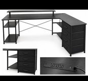 L shaped desk in Warner Robins, Georgia