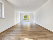 [ID: 2577] KL - City *Near Panzer*, 3 bedr., garage *Freshly renovated* in Ramstein, Germany