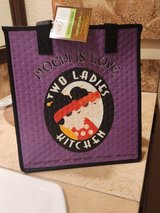 Two Ladies Kitchen Hot/Cold reuseable bag in Camp Pendleton, California