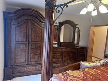 Antique bedroom Set in Aurora, Illinois