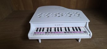 Toy Piano in Okinawa, Japan