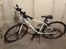 Liv Alight Women's Hybrid / Commuter Bike (White) in Aurora, Illinois