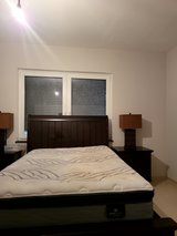 6-Piece Solid Wood Queen Bedroom Set (AAFES) – Bed, 2 Dressers, 2 Nightstands, Lamps in Ramstein, Germany