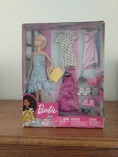 BARBIE DOLL in TEST