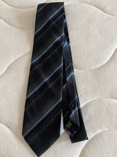 Man tie with stripes and blue crystals pattern in Ramstein