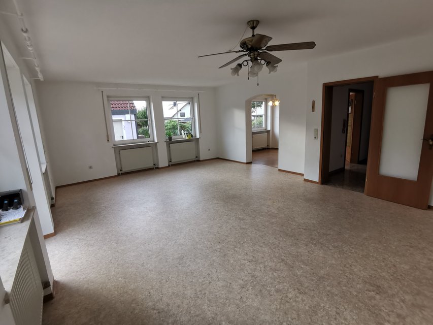 House in Grafenwöhr for rent, 3minutes from gate 3, available 1st of