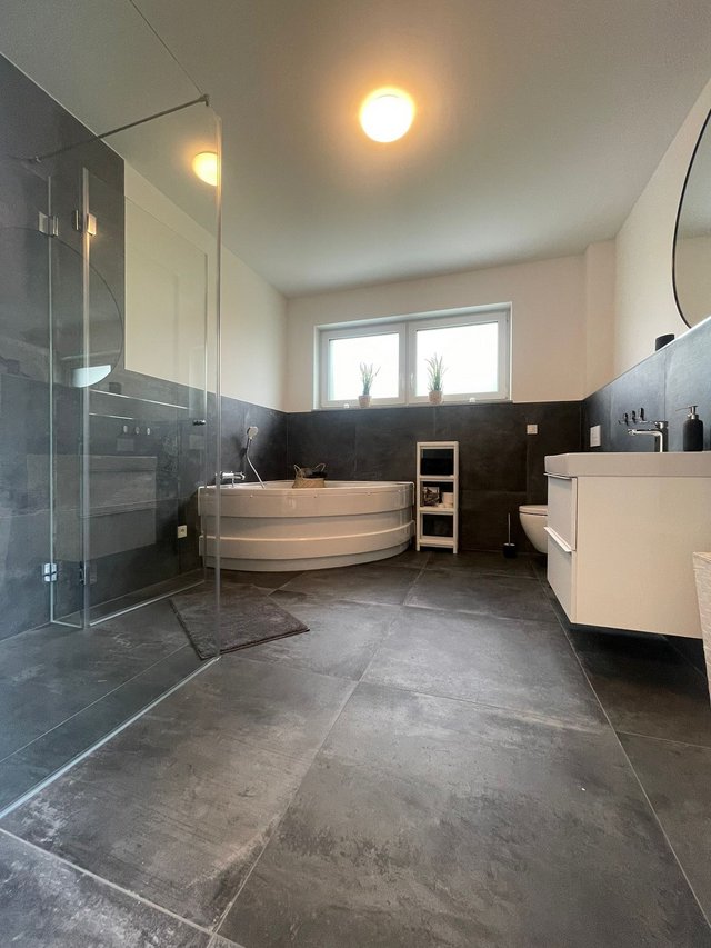 TLA brand new 5BR 3.5BA house with heated floors, patio & yard [ref LM8] Housing & Real