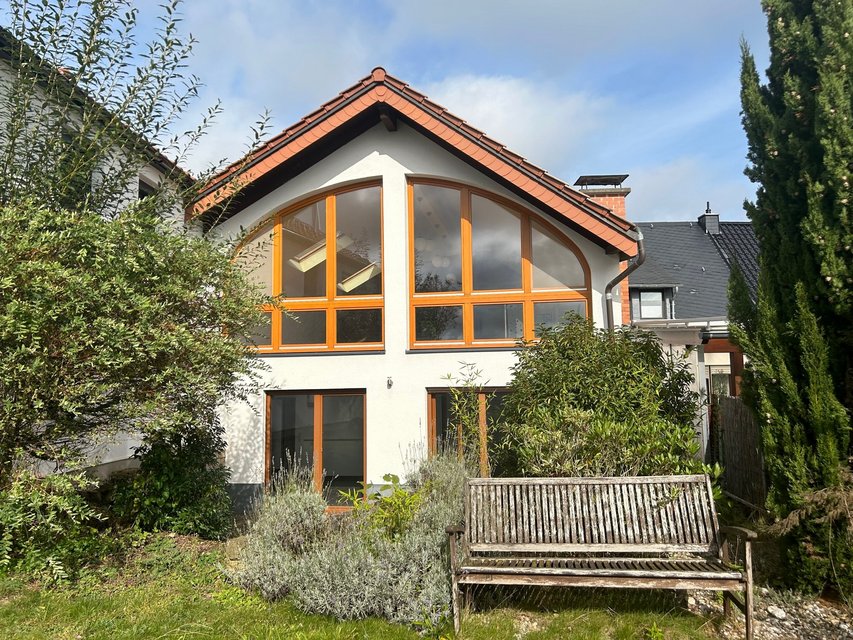 New, luxurious, partlyfurnished apartment house in WittlichNeuerberg