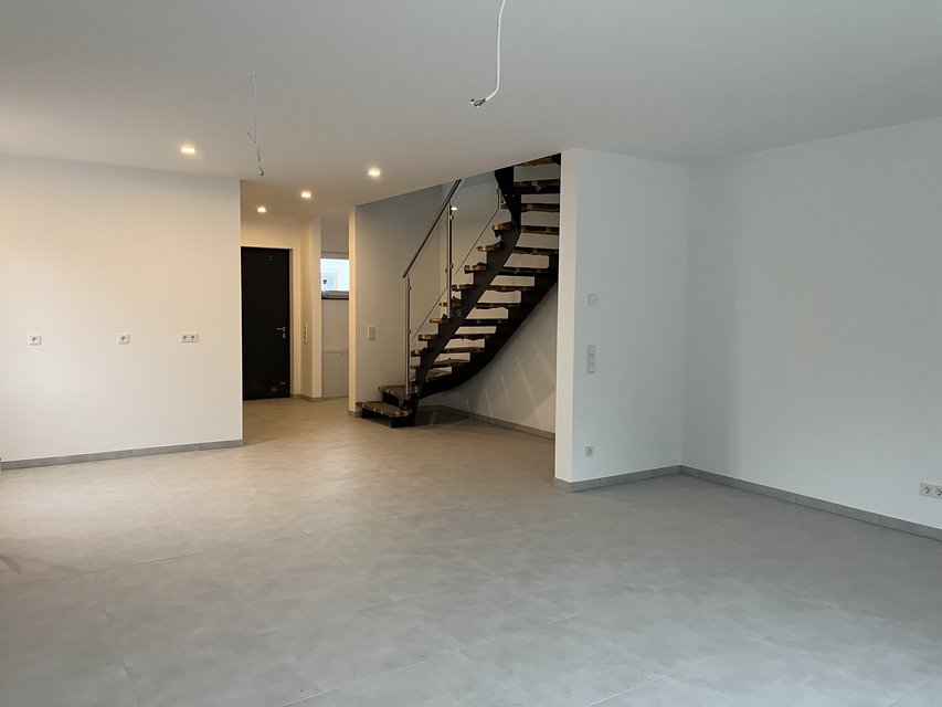 No feesNew 3 bedrm house in Zweibrücken Rental by agent for sale