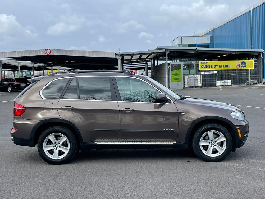BMW X5 35d Cars & Trucks for sale on Wiesbaden bookoo!
