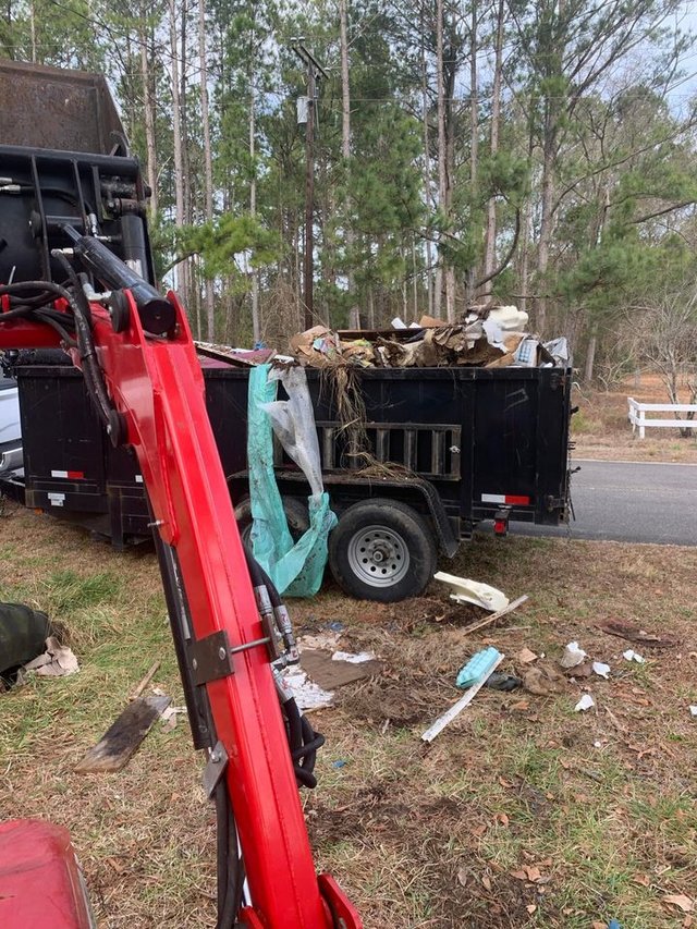 trash pick up Lawn & Garden for sale on Lejeune bookoo!