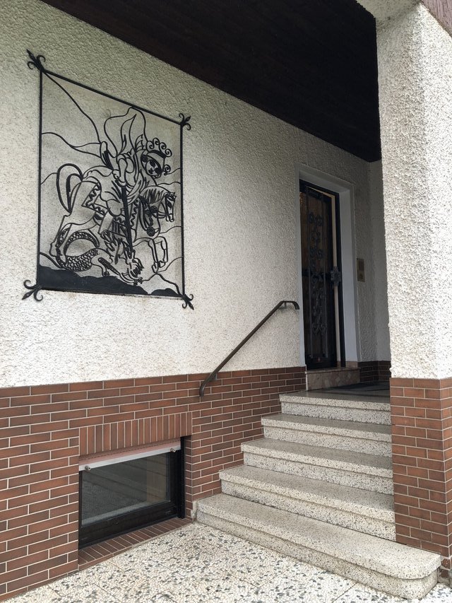 Great, free standing house in Binsfeld near South Gate Rental by