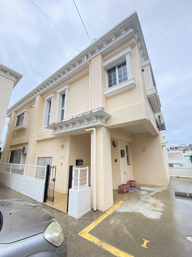 26c House in Chatan Rental by owner for sale on Okinawa bookoo!